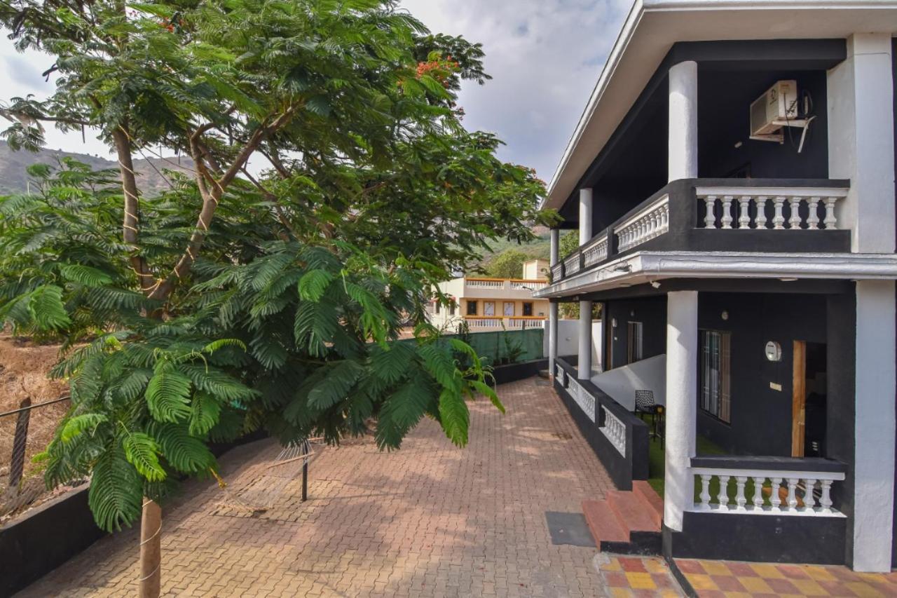 Empyrean Stay Ll 3Bhk Ll Jaguar Villa Ll Ac Ll Pvt Pool Ll Luxury Lonavala Esterno foto