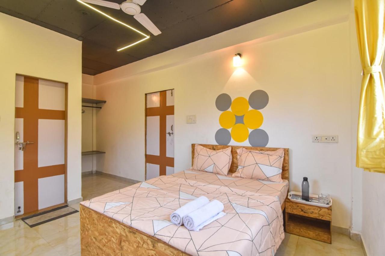 Empyrean Stay Ll 3Bhk Ll Jaguar Villa Ll Ac Ll Pvt Pool Ll Luxury Lonavala Esterno foto
