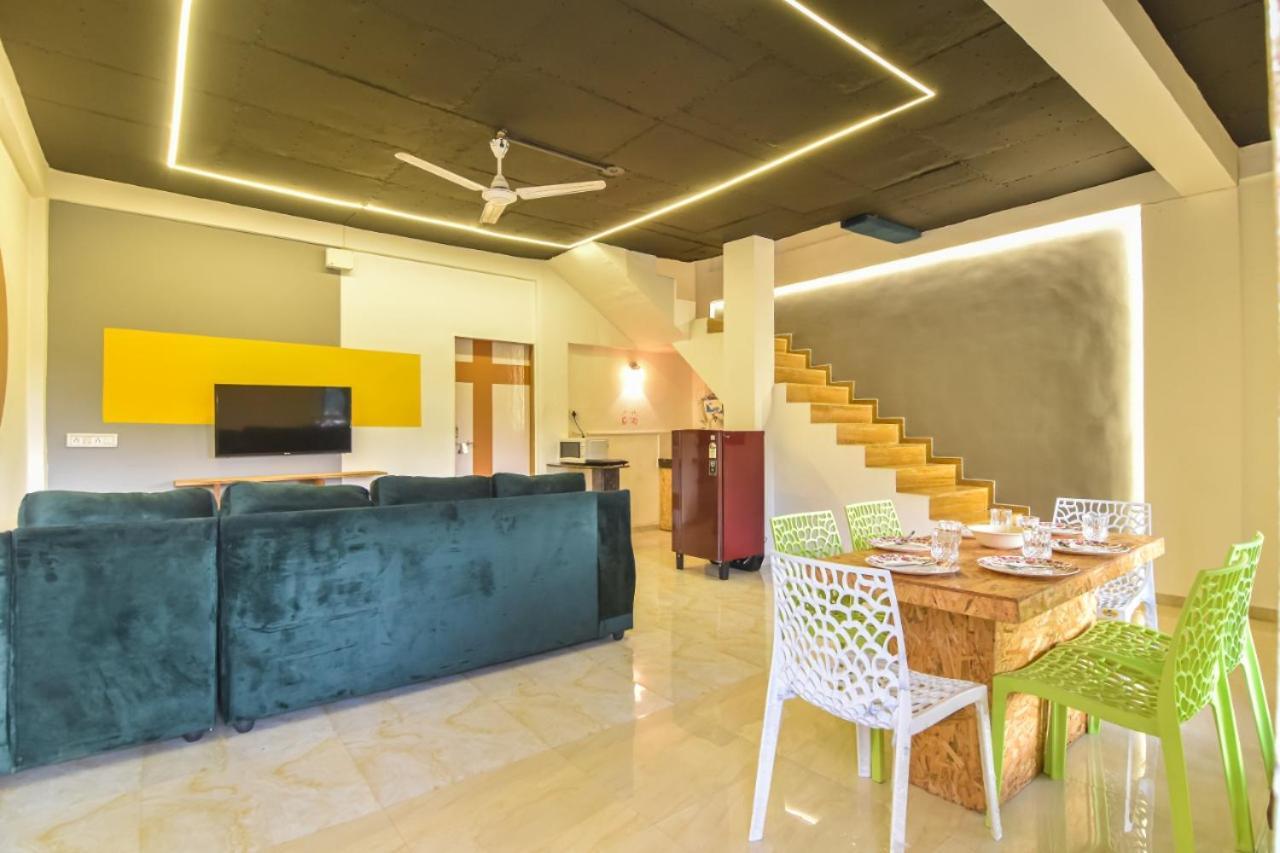 Empyrean Stay Ll 3Bhk Ll Jaguar Villa Ll Ac Ll Pvt Pool Ll Luxury Lonavala Esterno foto